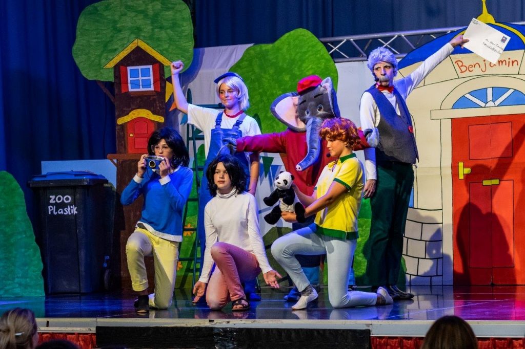Gimmeldinger Kindermusicalgruppe spendet 1.600 Euro an das Kinderhospiz Sterntaler