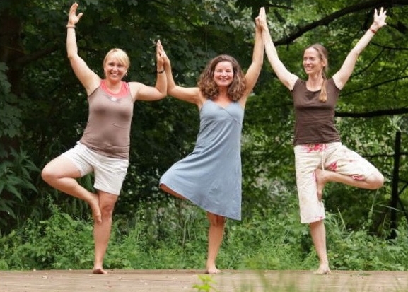 Charity Yogatag