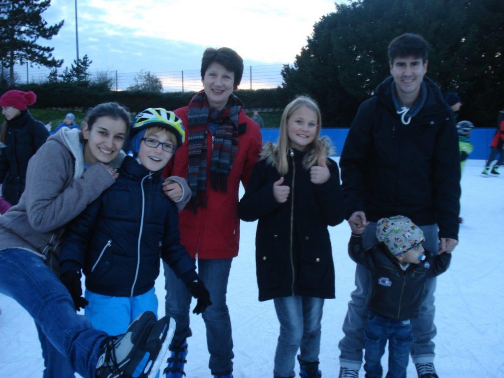 Sterntaler bringen Eisbahn zum Glühen