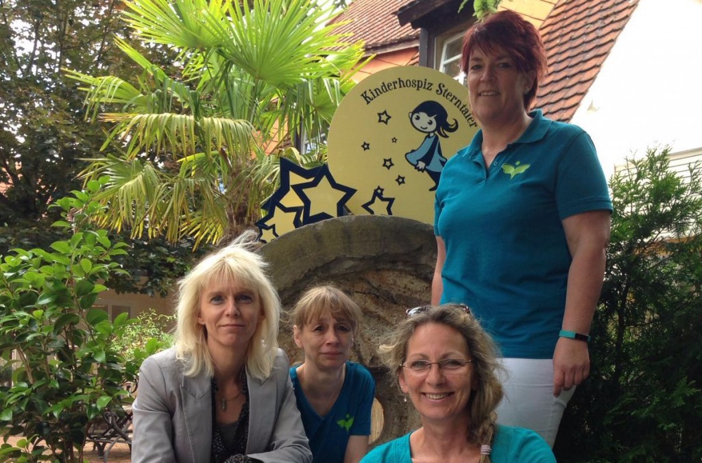Flaskamp Pflegedienst überreicht Spende an Kinderhospiz