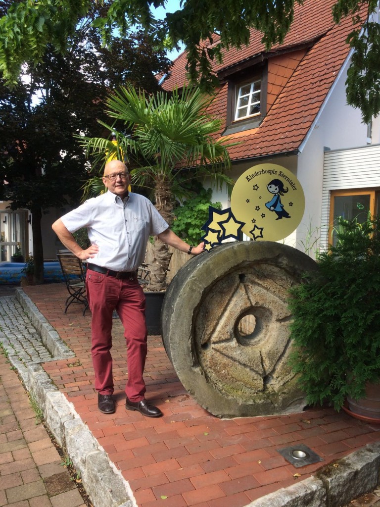 Sterntaler betreut von Top-Schmerzmediziner Dr. Klaus Lander