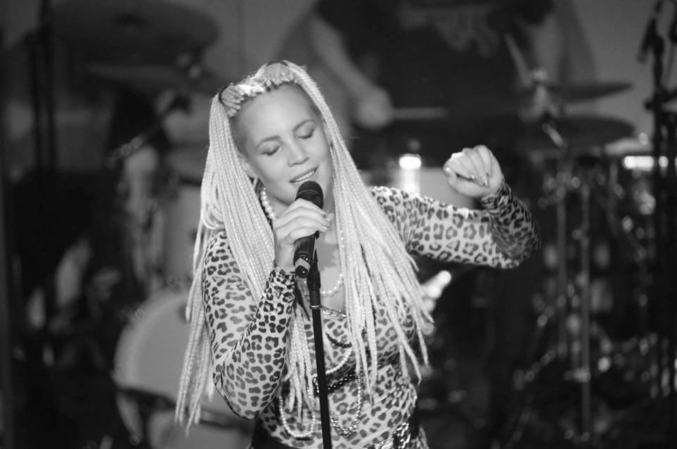 4. Juni – Wachenburg Alive presents Mo´Roots with Tamara Benksic …und vielen anderen großartigen Künstlern, zugunsten Kinderhospiz Sterntaler
