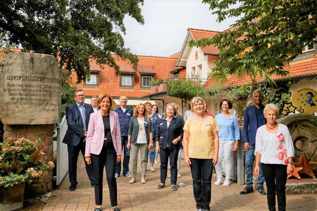 Ministerpräsidentin Malu Dreyer besucht das Kinderhospiz Sterntaler