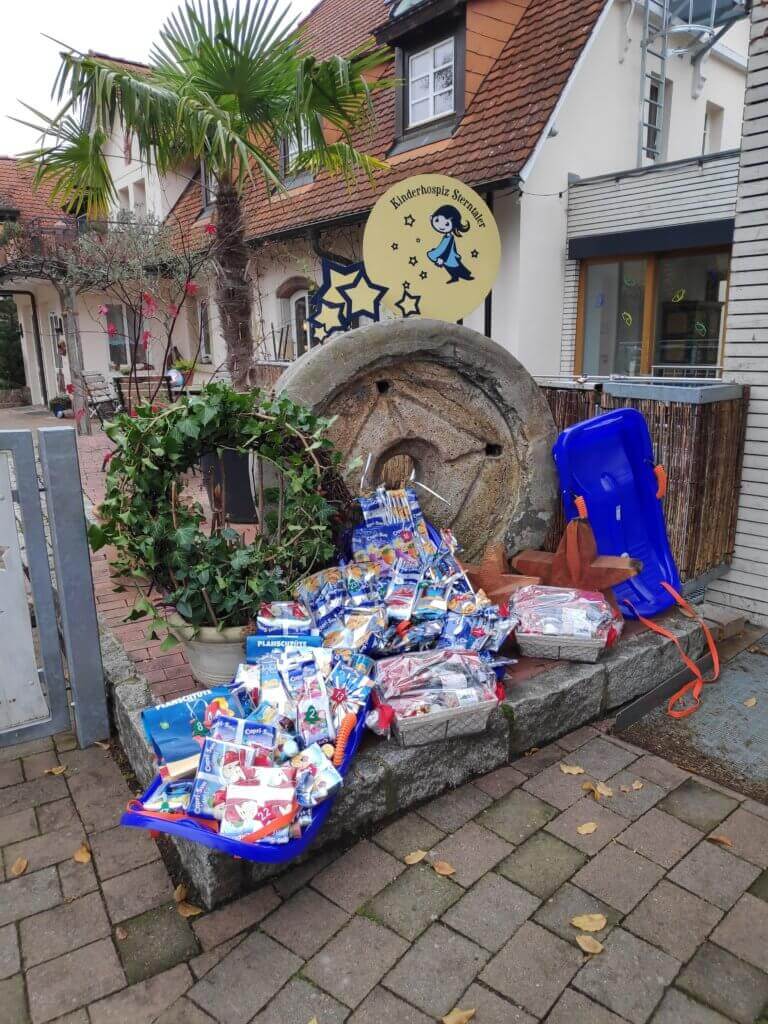 Capri Sun Team schickt Sterntalern Weihnachtsgrüße
