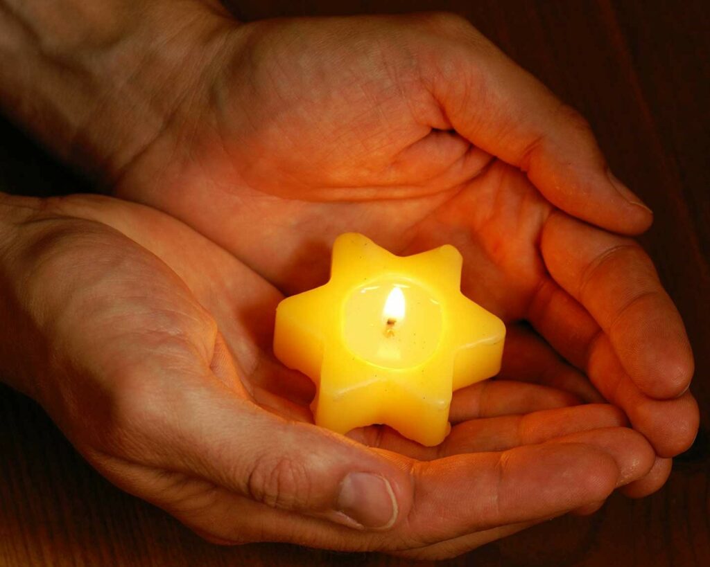 Candle Lightning – Ein Licht geht um die Welt