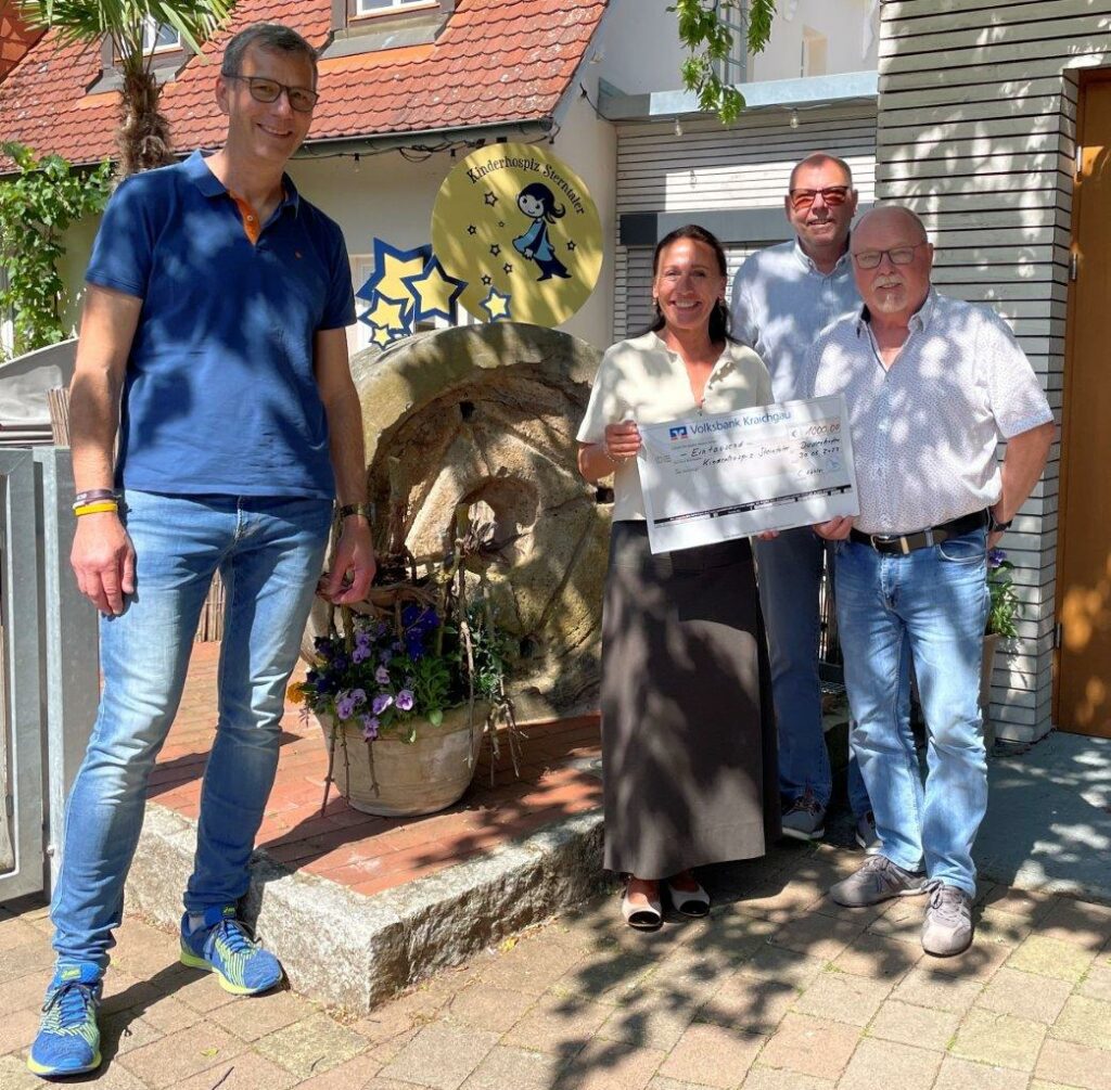 Spendenübergabe des Vereins der Vogelfreunde Philippsburg