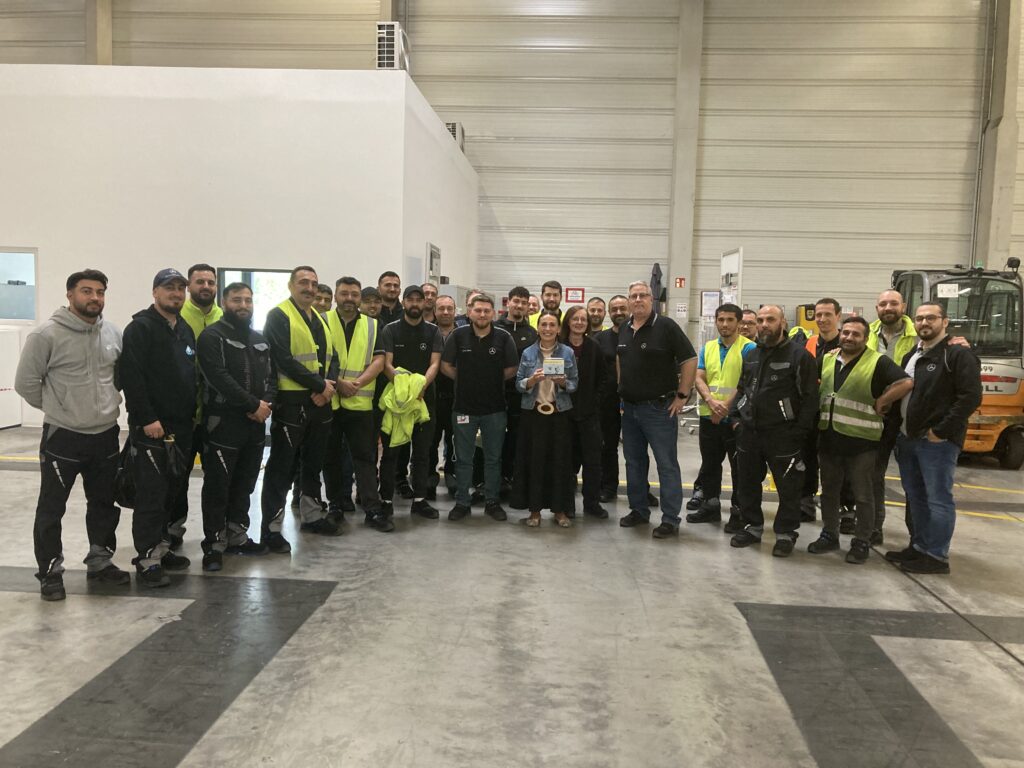 Das KEM der Daimler Truck AG spendet für ihre Sterntaler