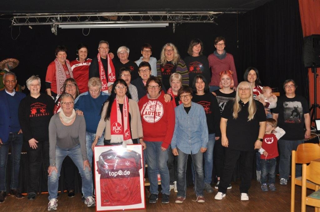 Die Betzemääd feiern ihr 10 jähriges Jubiläum mit den Sterntalern
