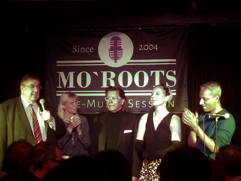 Mo’Roots- und Fährhaus-Team spendet 6000 Euro
