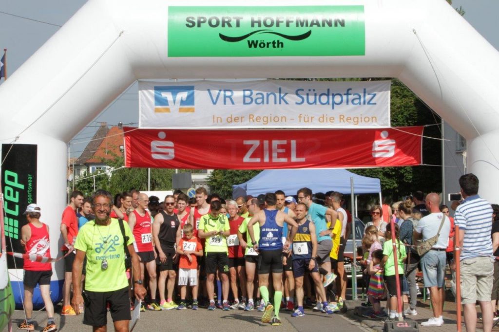 37. Leimersheimer Volkslauf (Polderlauf) mit rund 300 Läufern zu Gunsten Kinderhospiz Sterntaler