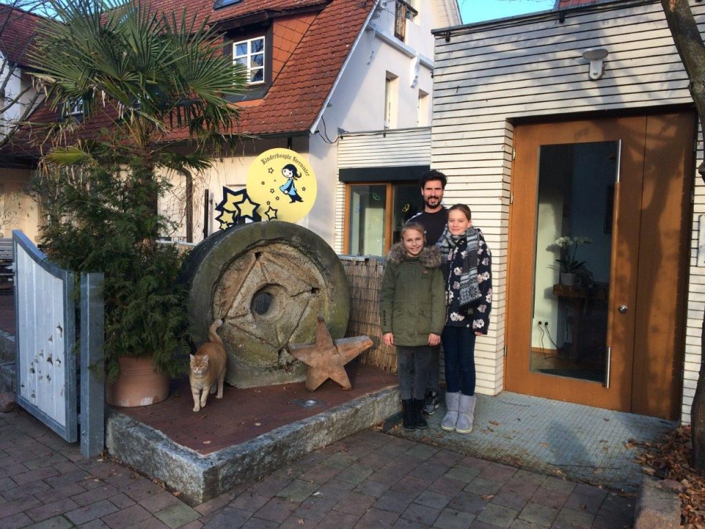 Klasse 6c des Nikolaus-von-Weiß-Gymnasiums spendet an Sterntaler
