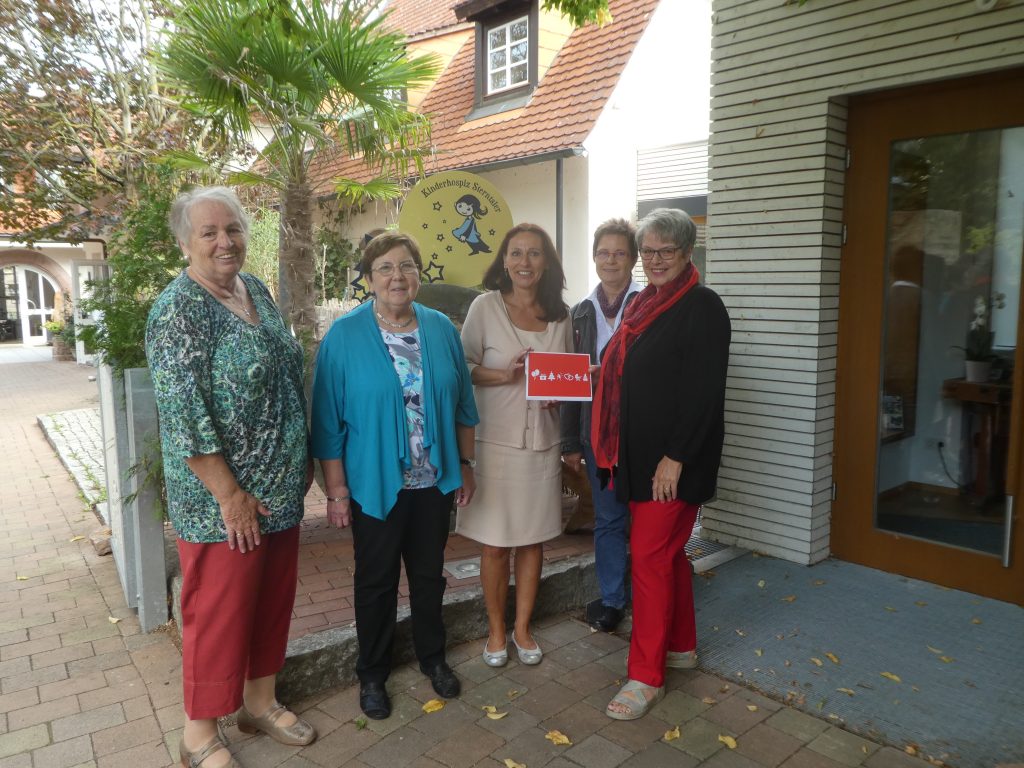 kfd Neuhofen spendet an Kinderhospiz Sterntaler